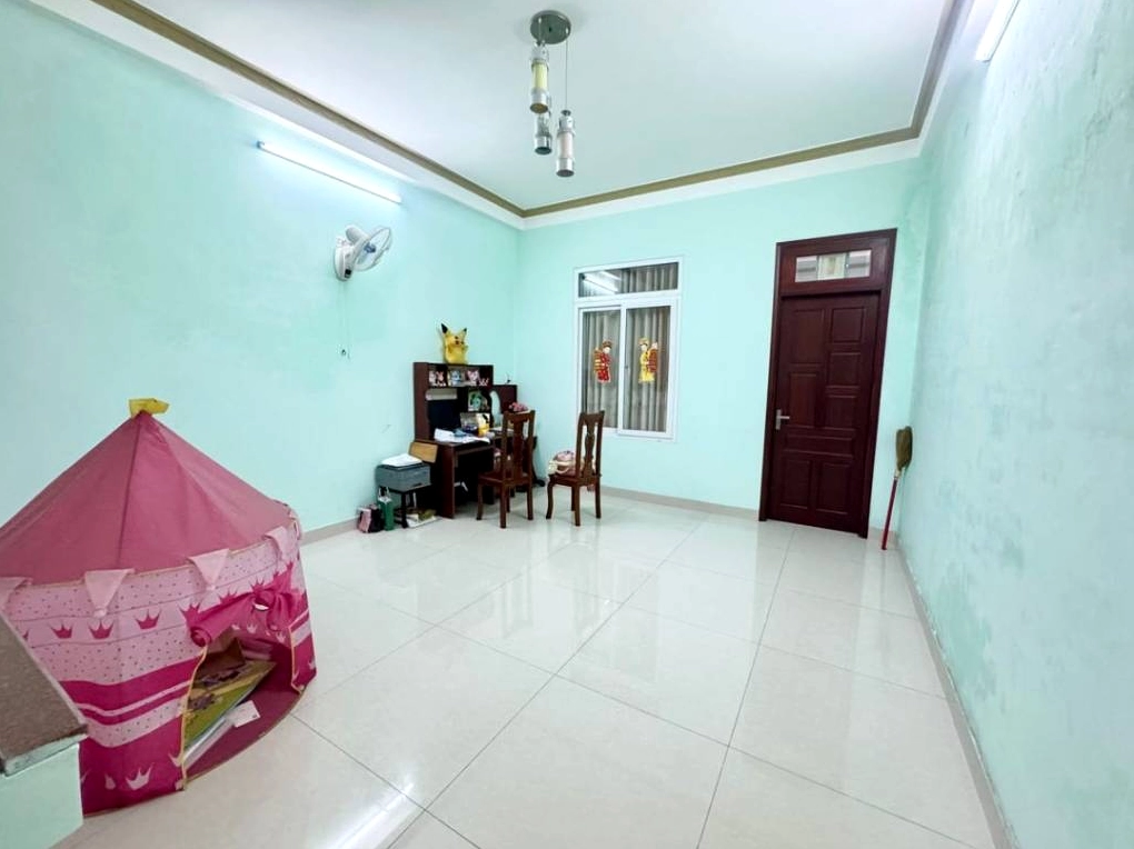 BÁN NHÀ 3 TẦNG MẶT TIỀN HÀN THUYÊN, HẢI CHÂU, CHƯA QUA ĐẦU TƯ, TIỆN Ở HOẶC KINH DOANH
