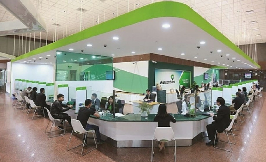 cap-nhat-2026-gio-lam-viec-cua-ngan-hang-vietcombank-chuan-n_996