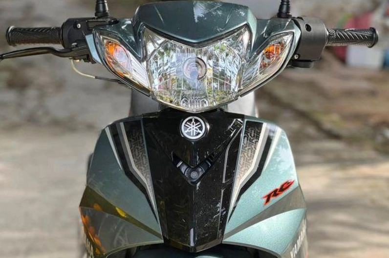 Đầu xe Yamaha Sirius