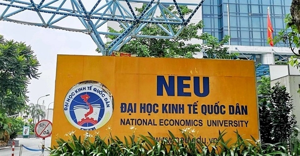 diem-chuan-dai-hoc-kinh-te-quoc-dan-2025-2026-phan-tich-chuy_476