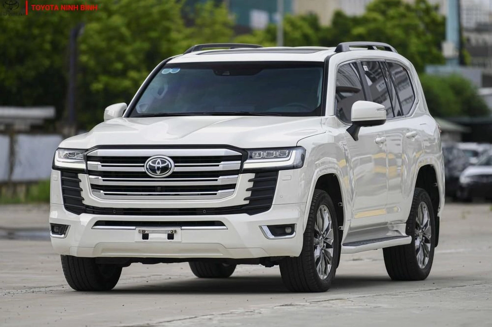 gia-xe-toyota-7-cho-2026-cap-nhat-chi-tiet-cac-mau-xe-dang-m_409