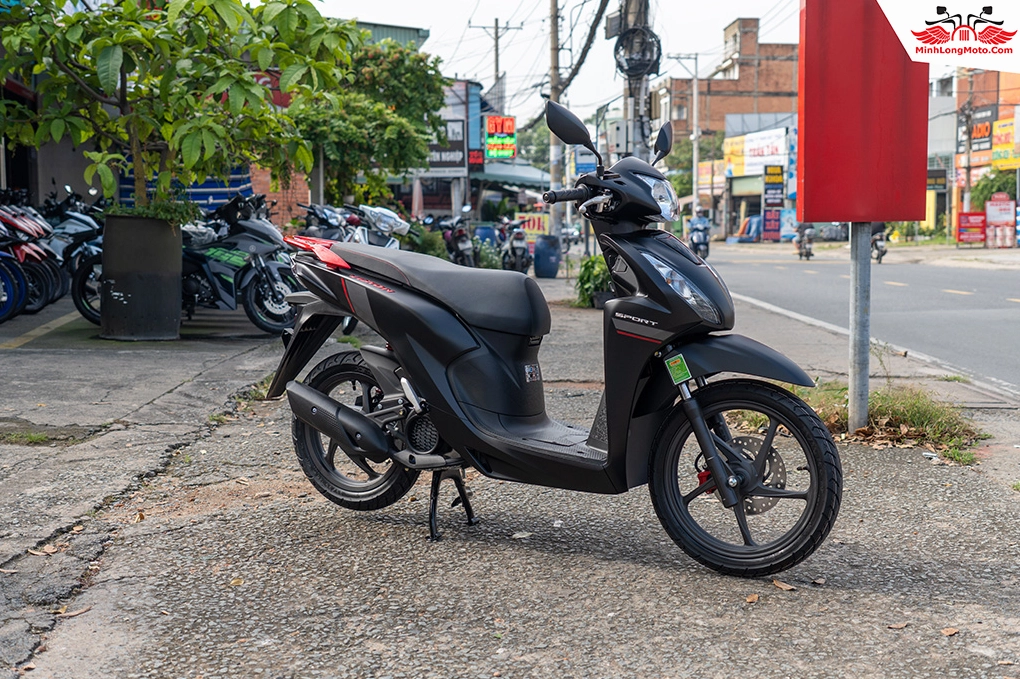 Honda Vision đen