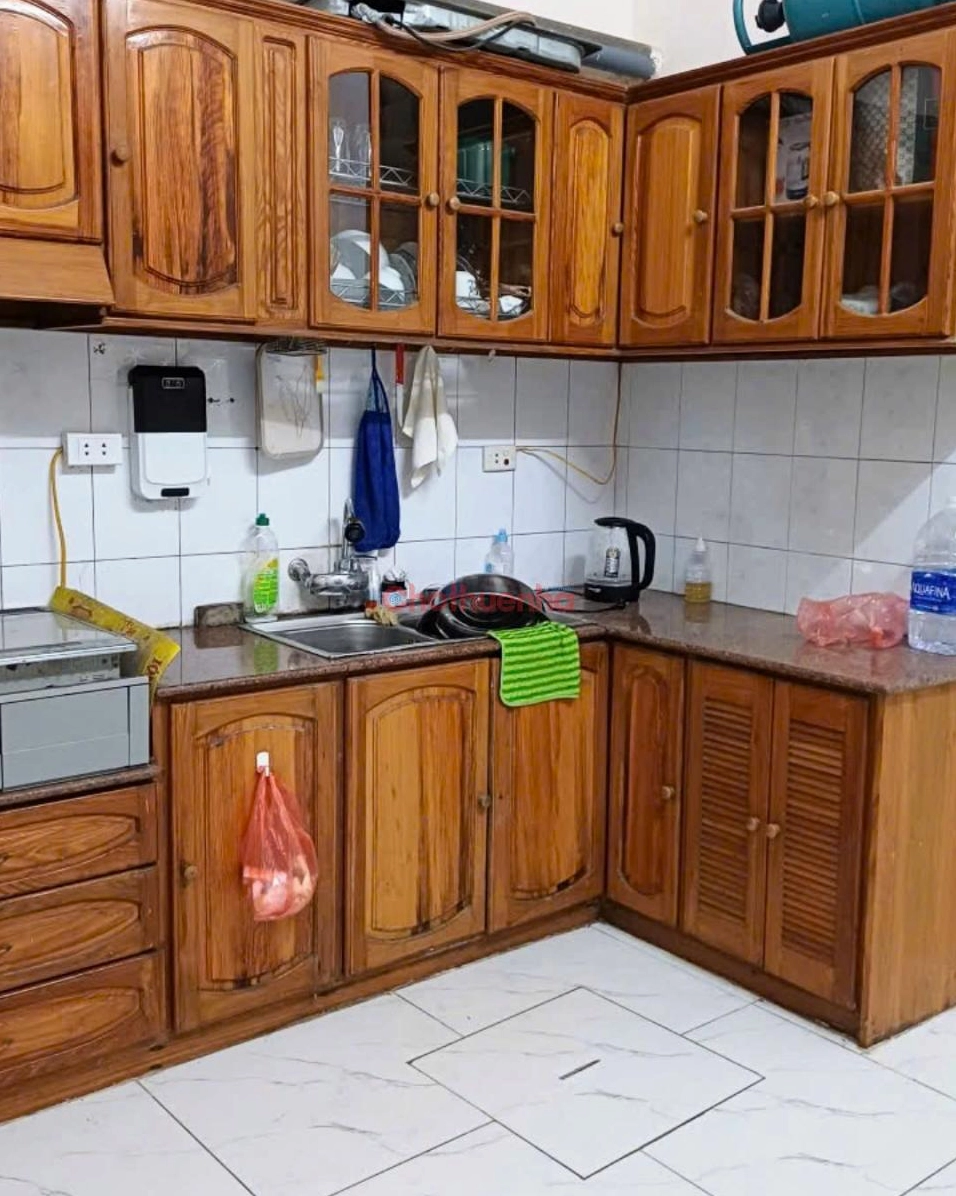 Nhà nguyên căn 4 tầng cho thuê tại Tây Sơn, Thái Hà