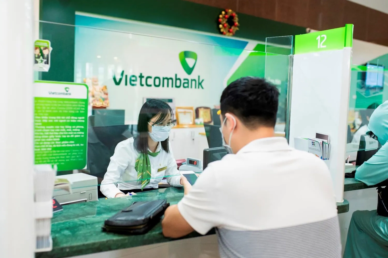Phòng giao dịch Vietcombank tại TP.HCM với kiến trúc hiện đại