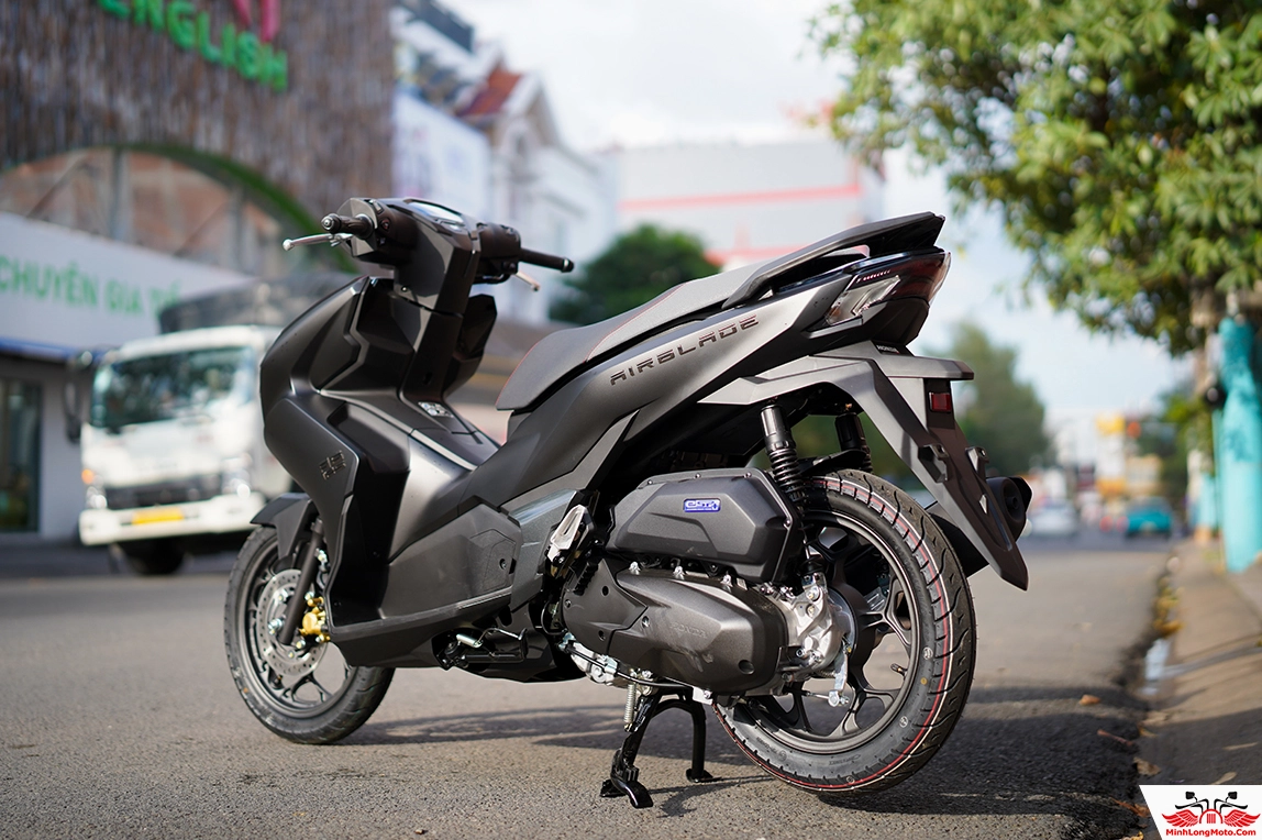 Phuộc xe Air Blade 125 dạng lò xo đôi