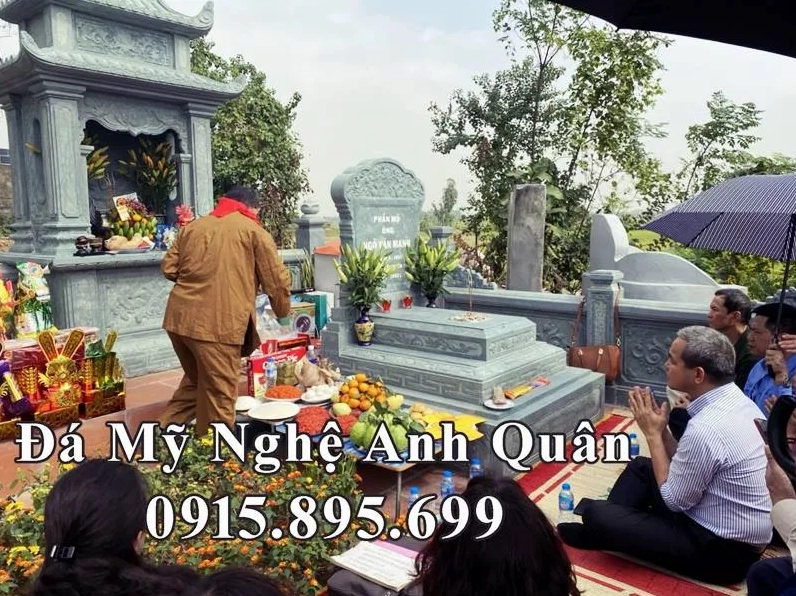 Thủ tục làm lễ tại khu lăng mộ đá
