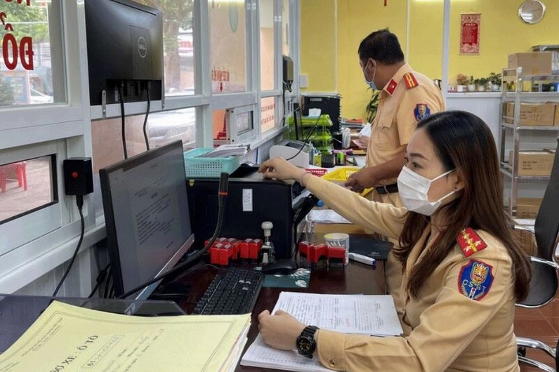 Thủ tục sang tên đổi chủ xe máy khác tỉnh