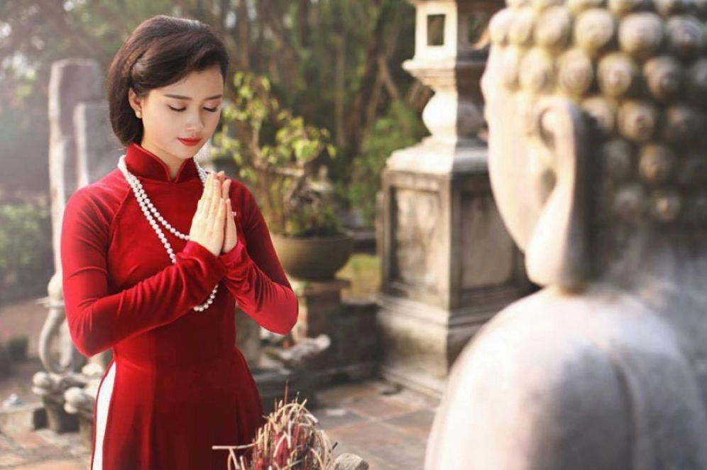 Văn khấn lễ Phật cầu những điều tốt đẹp (Ảnh: Sưu tầm Internet)