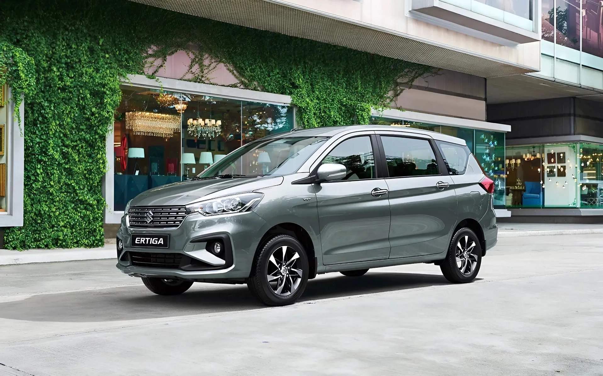 xe 7 chỗ giá từ 400 đến 500 triệu - Suzuki Ertiga MT