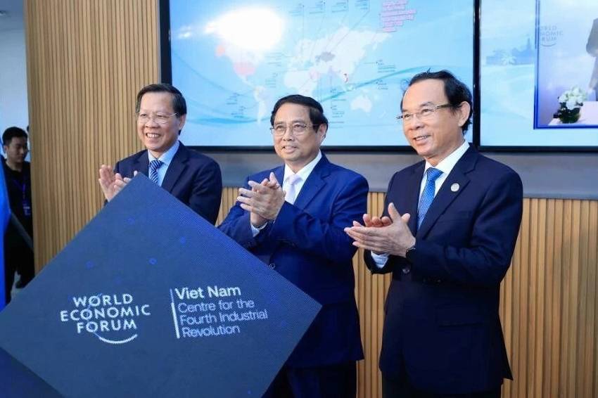cách mạng 40 là gì