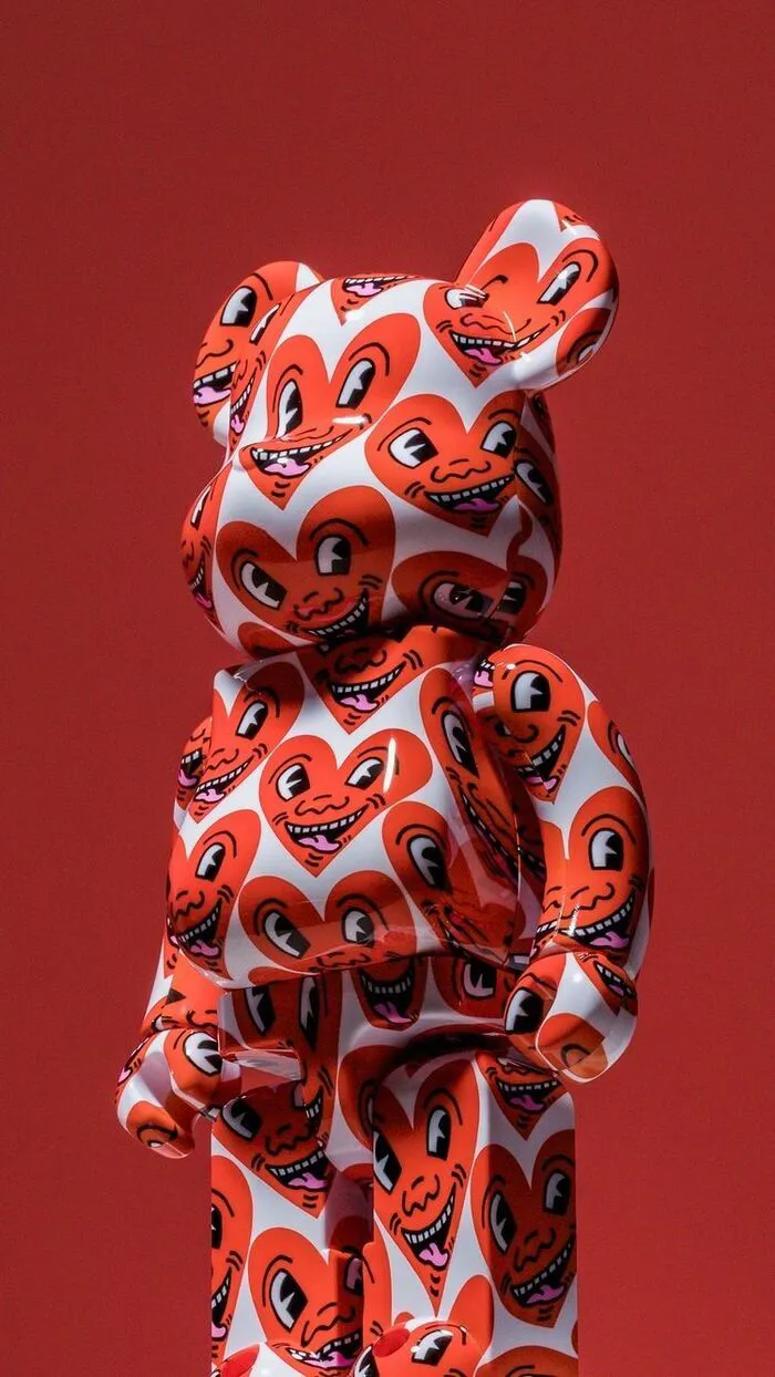 hình nền bearbrick đỏ hình nền bearbrick đỏ